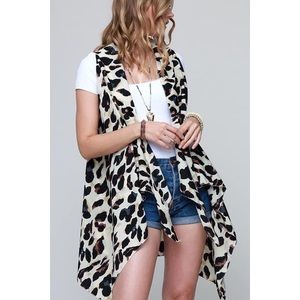‼️sold‼️ Leopard Vest